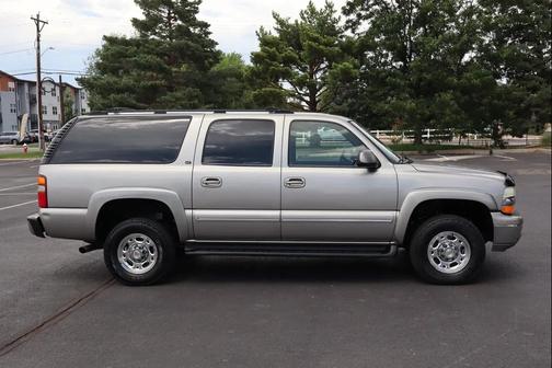 2001 Chevrolet Suburban 2500 LT