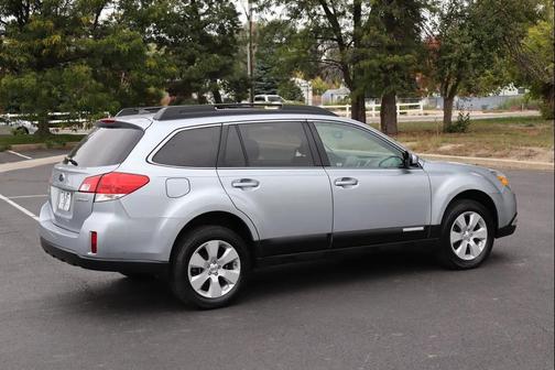 2012 Subaru Outback 2.5i Premium