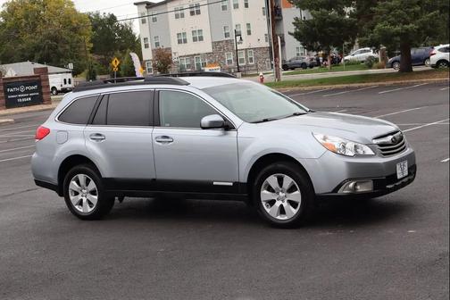 2012 Subaru Outback 2.5i Premium