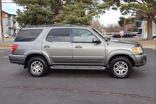 2004 Toyota Sequoia Limited