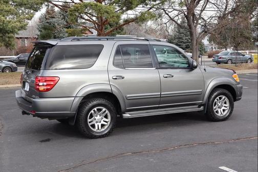 2004 Toyota Sequoia Limited