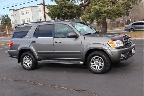 2004 Toyota Sequoia Limited