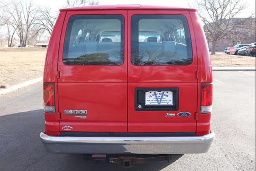 2009 Ford E350 Super Duty XLT