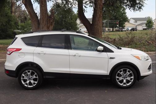 White Platinum Tricoat 2013 Ford Escape SEL