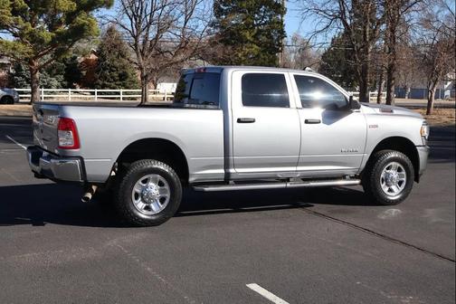 2021 RAM 2500 Tradesman Crew Cab 4x4 6'4' Box