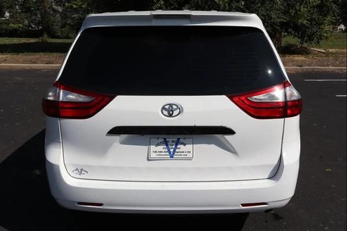 2018 Toyota Sienna SE