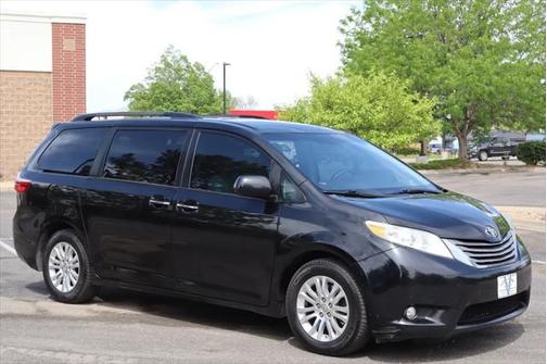 2015 Toyota Sienna XLE