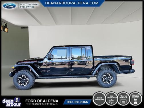 Black 2022 Jeep Gladiator RUBICON