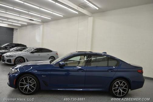 2022 BMW 530e Base