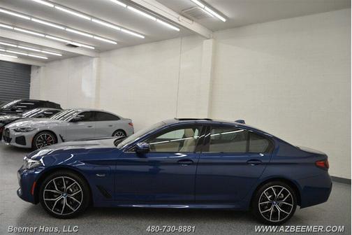 2022 BMW 530e Base