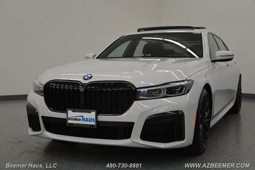 2022 BMW 740 i