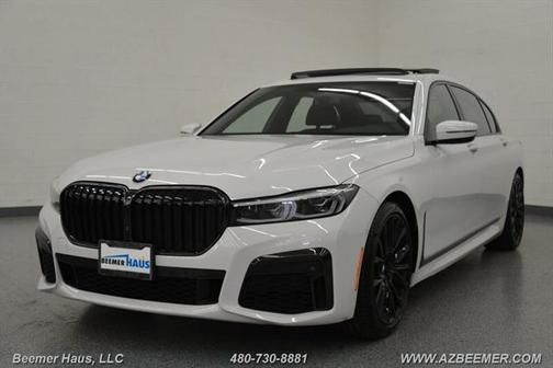 2022 BMW 740 i