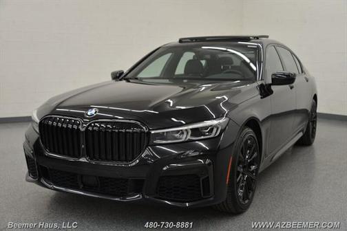 2022 BMW 740 i