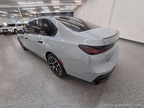 Brooklyn Grey Metallic 2024 BMW 760 xDrive