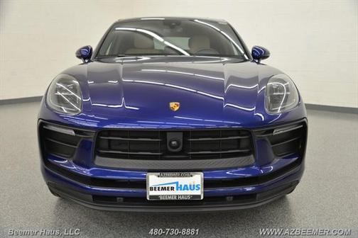 2023 Porsche Macan Base