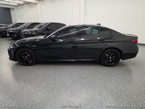 Black Sapphire Metallic 2023 BMW 530 i