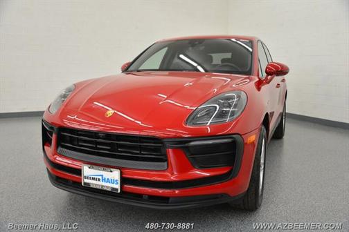2022 Porsche Macan Base