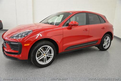 2022 Porsche Macan Base