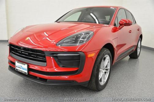 2022 Porsche Macan Base