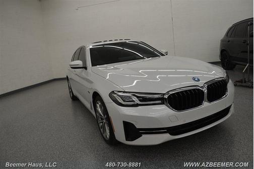 2022 BMW 530e Base