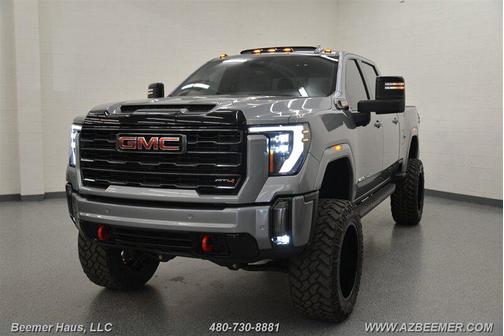 2024 GMC Sierra 2500 AT4