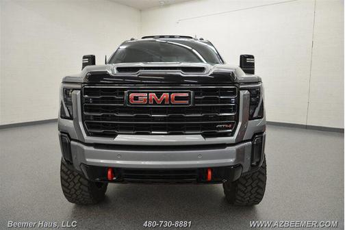 2024 GMC Sierra 2500 AT4
