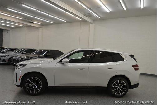 Mineral White Metallic 2025 BMW X3 30 xDrive