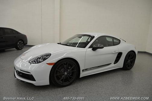 2022 Porsche 718 Cayman T