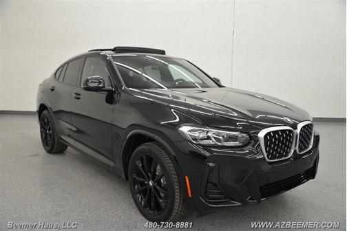 2025 BMW X4 xDrive30i
