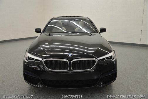 Black Sapphire Metallic 2020 BMW 530 530i