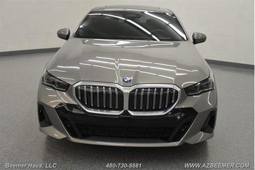 Oxide Grey Metallic 2024 BMW 530 530i