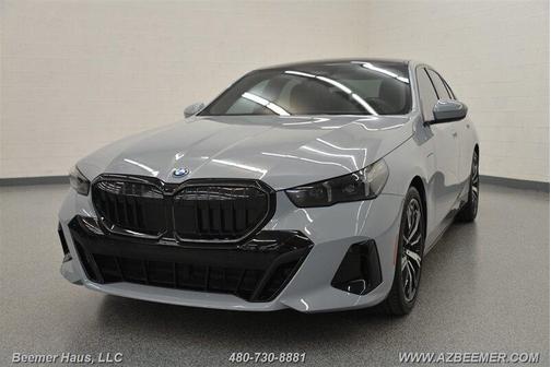 2025 BMW 550e xDrive