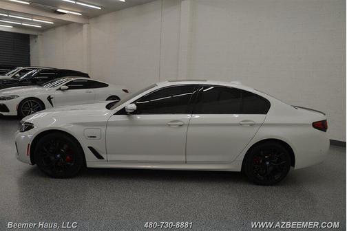 Alpine White 2023 BMW 530e Base