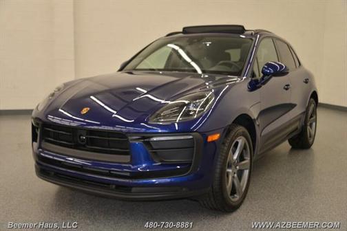 2023 Porsche Macan Base