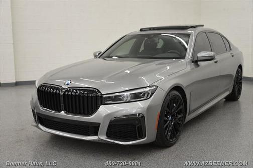 2022 BMW 740 i