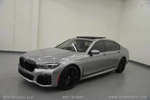 2022 BMW 740 i