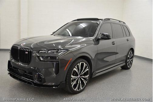 2023 BMW X7 M60i