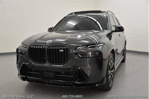 2023 BMW X7 M60i