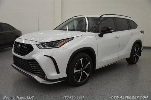 2022 Toyota Highlander XSE