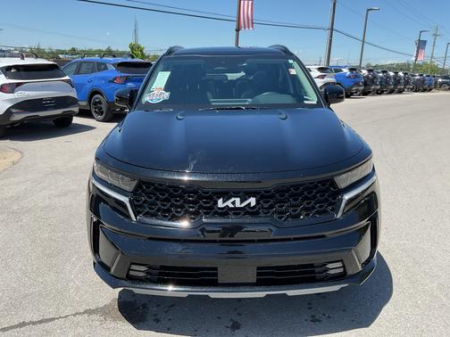 Ebony Black 2023 Kia Sorento SX
