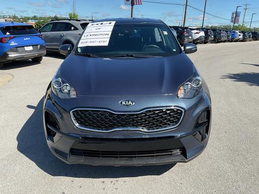 Pacific Blue 2022 Kia Sportage LX