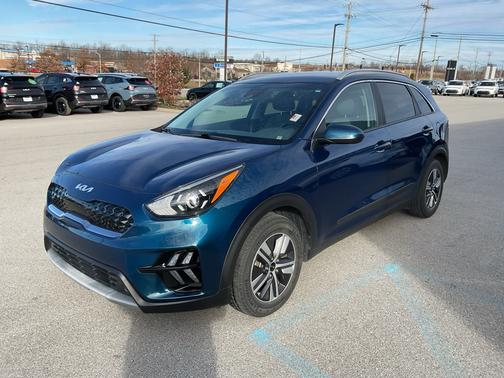 2022 Kia Niro LXS