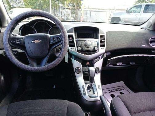 2015 Chevrolet Cruze 1LT for sale in Byhalia, MS - image 7