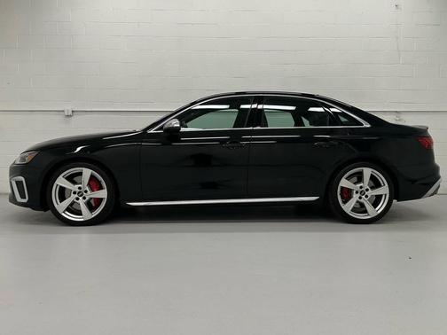 2023 Audi S4 Premium Plus TFSI quattro Tiptronic