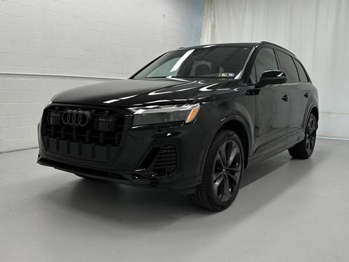 2025 Audi Q7 55 Premium Plus
