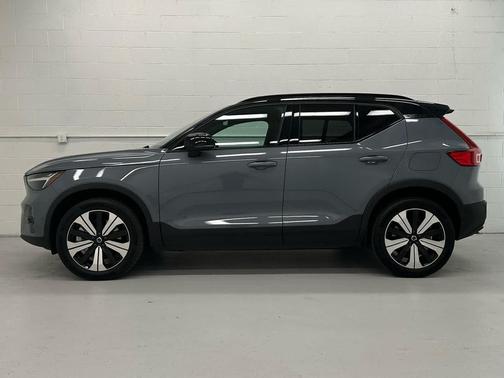 2023 Volvo XC40 Recharge Pure Electric Twin Plus