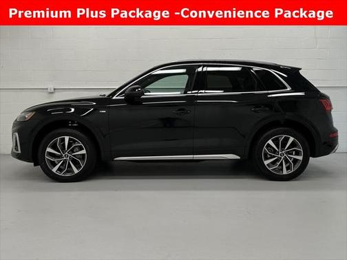 2022 Audi Q5 45 S line Premium Plus