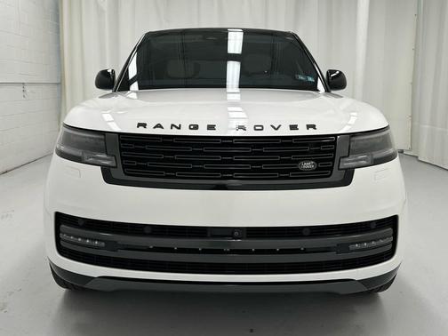 Ostuni Pearl White Metallic 2024 Land Rover Range Rover Autobiography