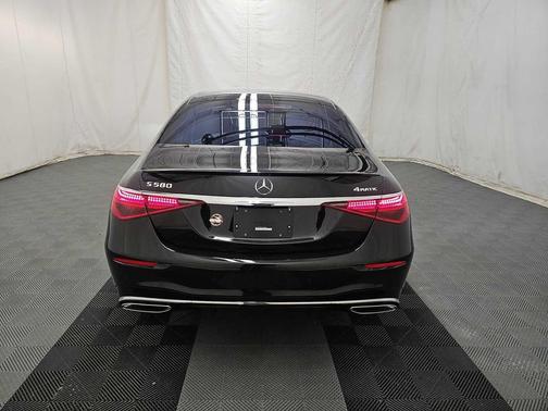 Obsidian Black Metallic 2026 Mercedes-Benz S-Class 4MATIC