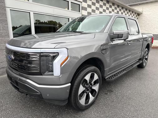 2023 Ford F-150 Lightning Platinum
